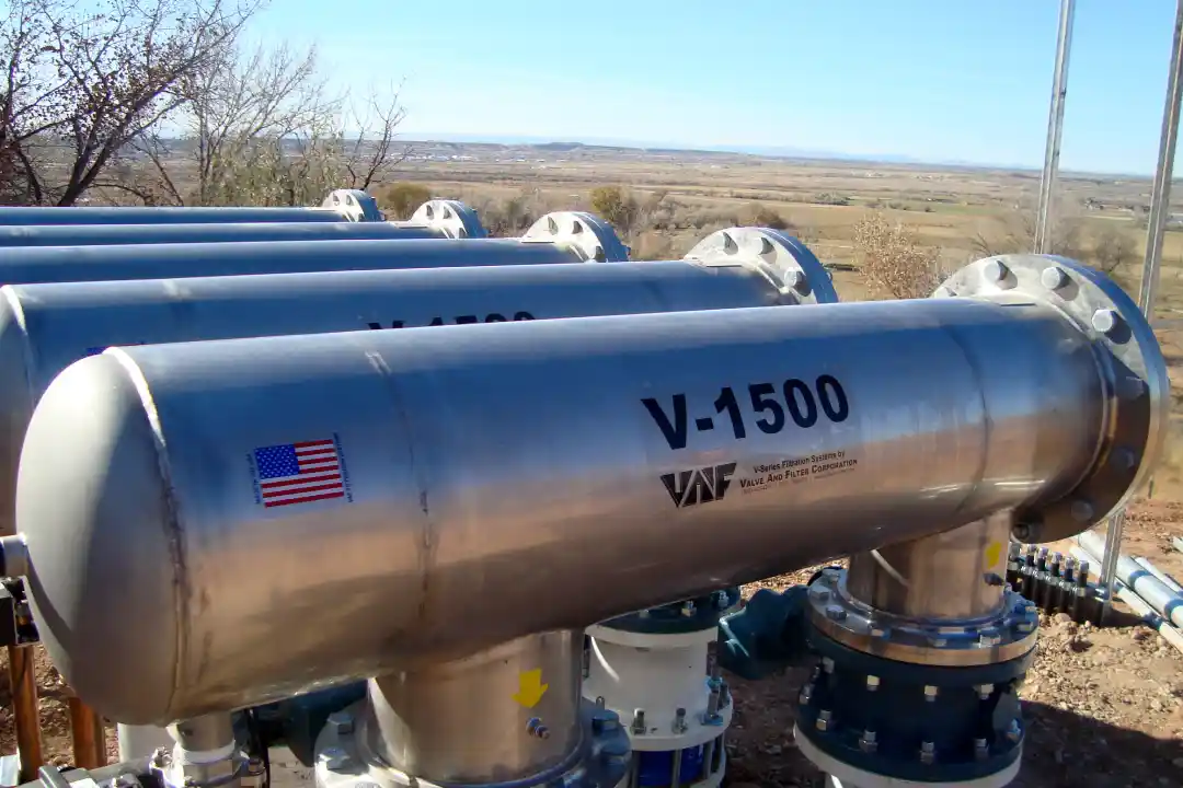 Sand_and_debris_water-filters_in_Roosevelt,_Utah